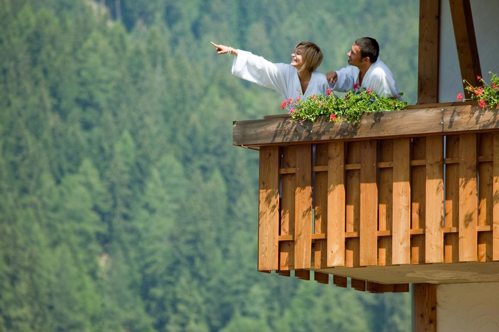 Frida Am Wald Ξενοδοχείο Rasùn di Sotto Εξωτερικό φωτογραφία